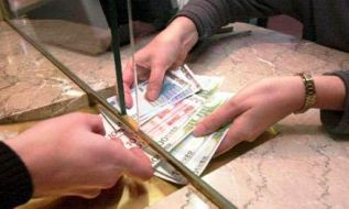 Таможенники “Борисполя” решили заработать 4 тыс. долларов на пассажирах