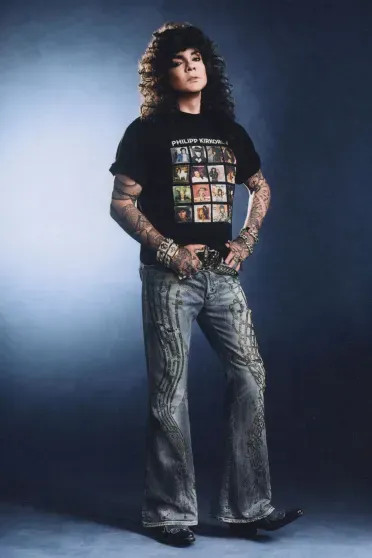 Шуба, цепи и кожаные брюки: Филипп Киркоров снялся для модного бренда philipp kirkorov,алесь кафельников,Виктория Шелягова,москвичка,журнал,Филипп Киркоров