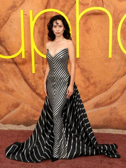 Зендая, Сидни Суини, Джейкоб Элорди и Хантер Шафер посетили премьеру сериала 