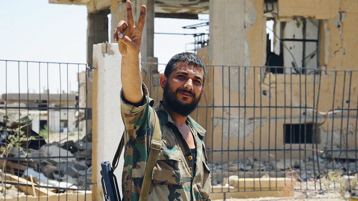 Генштаб ВС Сирии официально объявил об освобождении Дейр-эз-Зора от ИГ