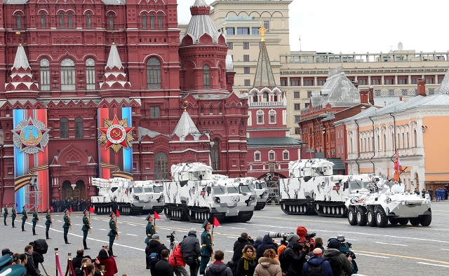 Фото. Арктические ЗРК "Тор-М2ДТ" и ЗРПК "Панцирь-СА" © KREMLIN POOL | GLOBALLOOKPRESS.COM