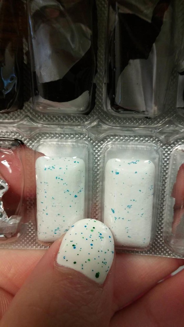 люди одеты как окружение