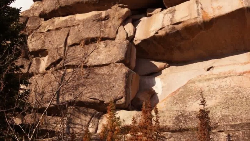 Мегалиты Горной Шории: постройка древней цивилизации и естественный природный объект 