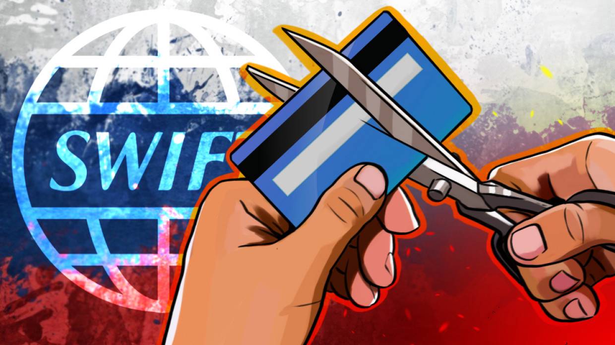 Политолог Абзалов объяснил, почему отключение России от SWIFT не нанесет стране ущерба