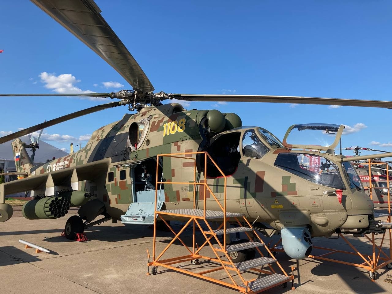 Боевая живучесть: чем новый Ми-35П "Феникс" превосходит конкурентов