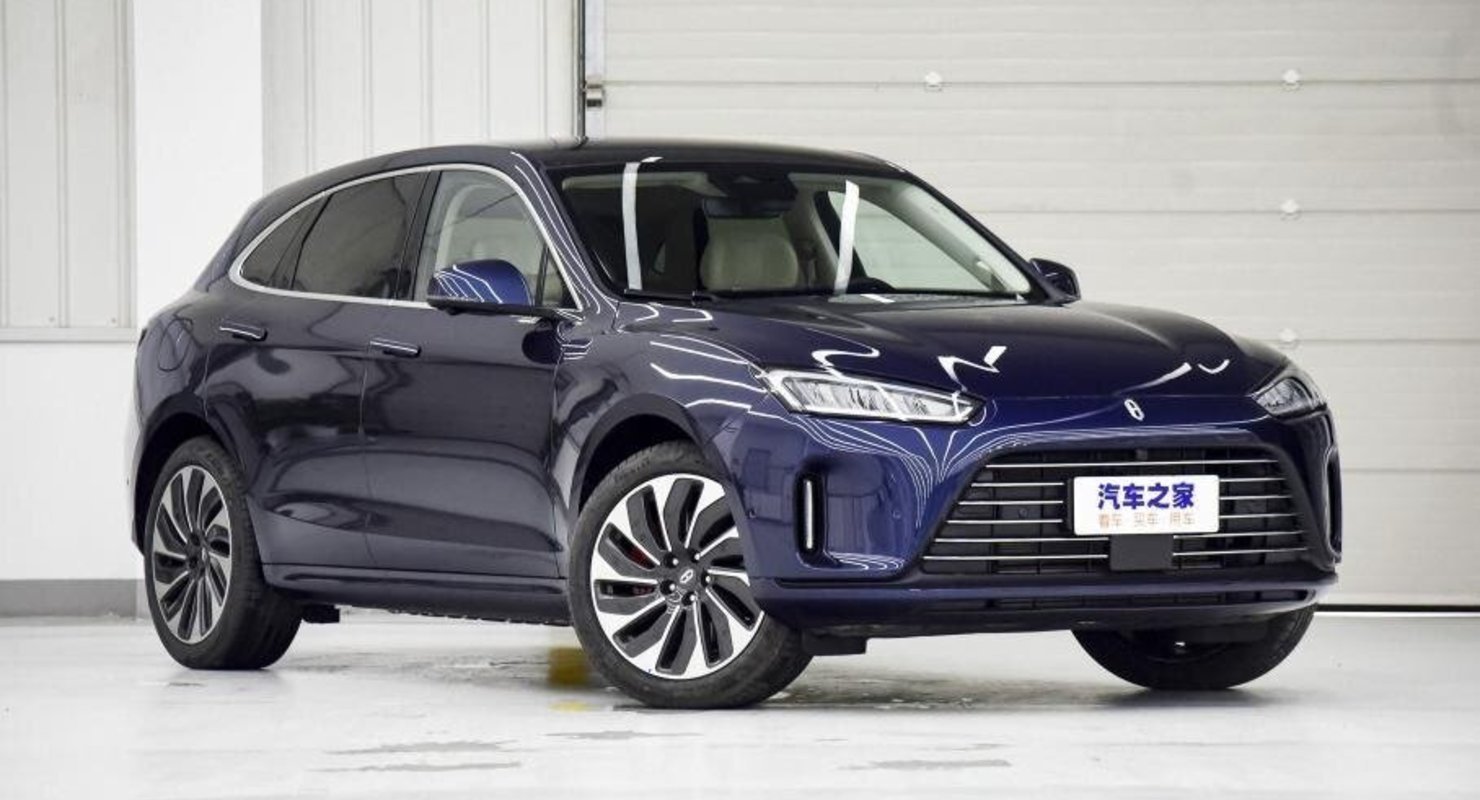 Не смартфонами едиными: Huawei выходит на авторынок со своим гибридом