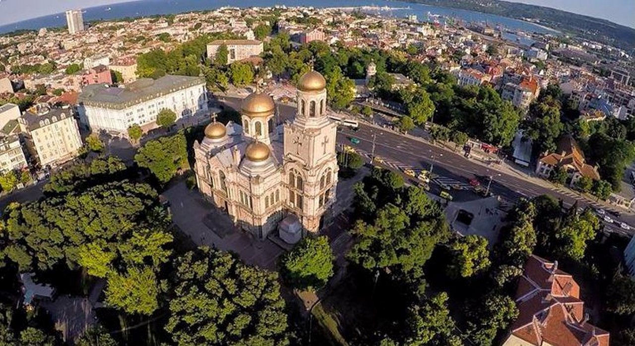 Варна болгария. Варна Болгария центр города. Виница Болгария. Центр Варны.