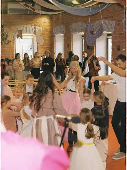 Софья Эрнст показала, как отпраздновала день рождения с мужем Константином Эрнстом и Дарьей Мороз Эрнст, рождения, Софья, Софьи, Мороз, ЭрнстСофья, ЭрнстДень, Константин, Дарья, Ольга, Свиблова, детей, счастье, ЭрнстДарья, Томпсон, вместе, Первого, директор, генеральный, ЭрнстНапомним