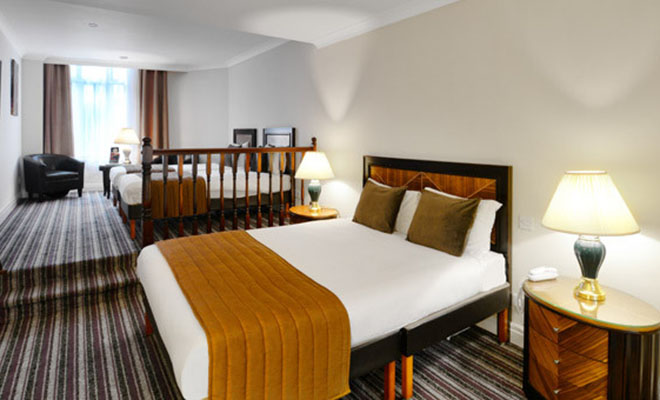 Турист попал в "самый страшный отель мира" : внутри похож на пансион из Сияния п,Культура [1134516]