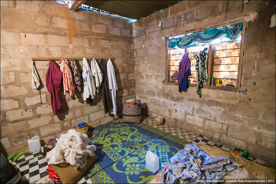 Так выглядит спальня в большинстве африканских домов в глубинке