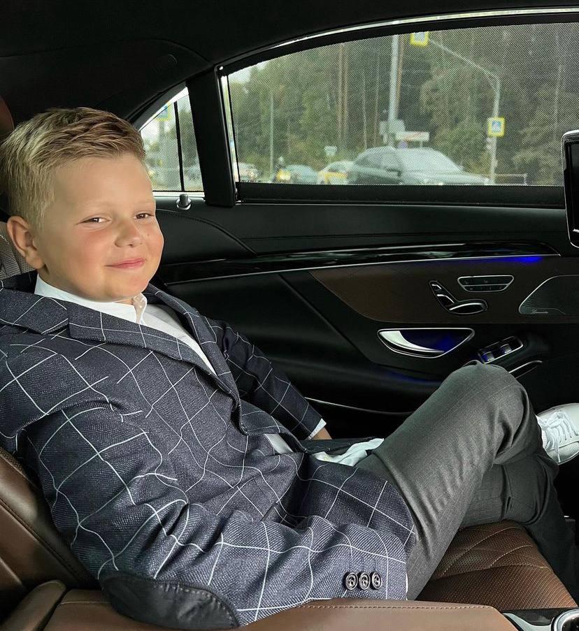 Cменила мошенника на уголовника: как сейчас выглядит и чем занимается Евгения Феофилактова из шоу «Дом 2» Евгения, после, проекте, Гусев, Феофилактова, только, Антона, отношения, всего, Антон, время, вместе, проекта, стала, замуж, парень, вышла, несколько, жизни, девушка