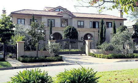 Недвижимость семьи ЛЕСИНЫХ в США вызывает только один вопрос... Фото: movoto.com