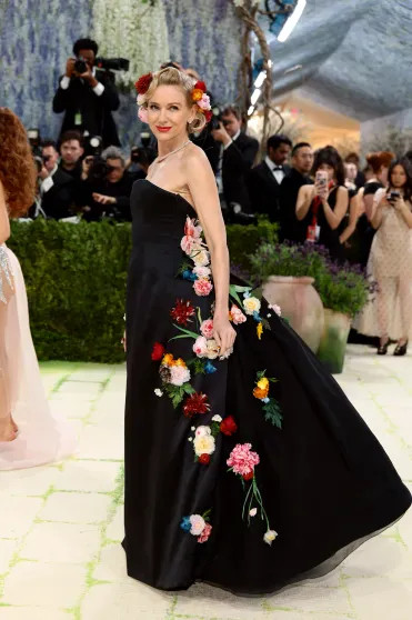 14 лучших образов Met Gala: Ирина Шейк в бриллиантах, 