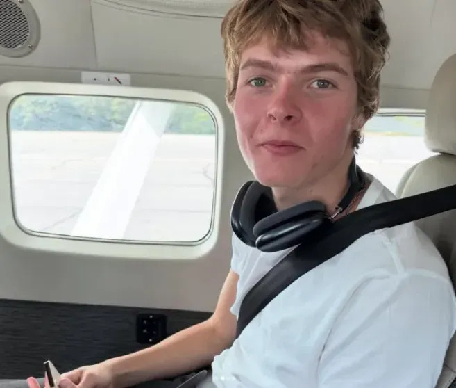 Гвинет Пэлтроу показала редкие фото сына в честь его 20-летия Пэлтроу, Гвинет, Мартина, Мозес, актриса, родила, Криса, музыканта, актрисы, больше, Мозеса, 20летием, выглядит, объявила, Недавно, Фэлчаком, Брэдом, продюсером, замужем, Сейчас