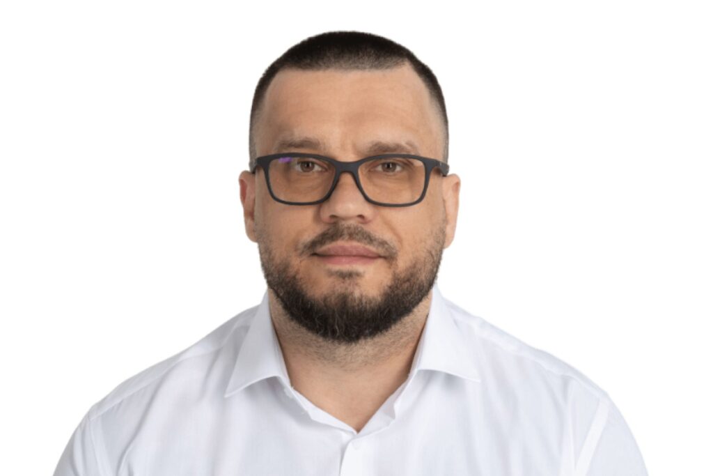 Основателя элитного рехаба «Антонов PRO» задержали за пытки