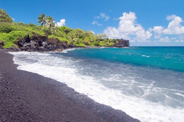 Чёрные пляжи планеты Гавайи, очень, сможете, пляжа, Кхена, Большой, Калифорния, несколько, Песок, примеси, грубым, слишком, показаться, может, парке, Вайнапанапа, расположен, Honokalani, ожидания, превзойдет