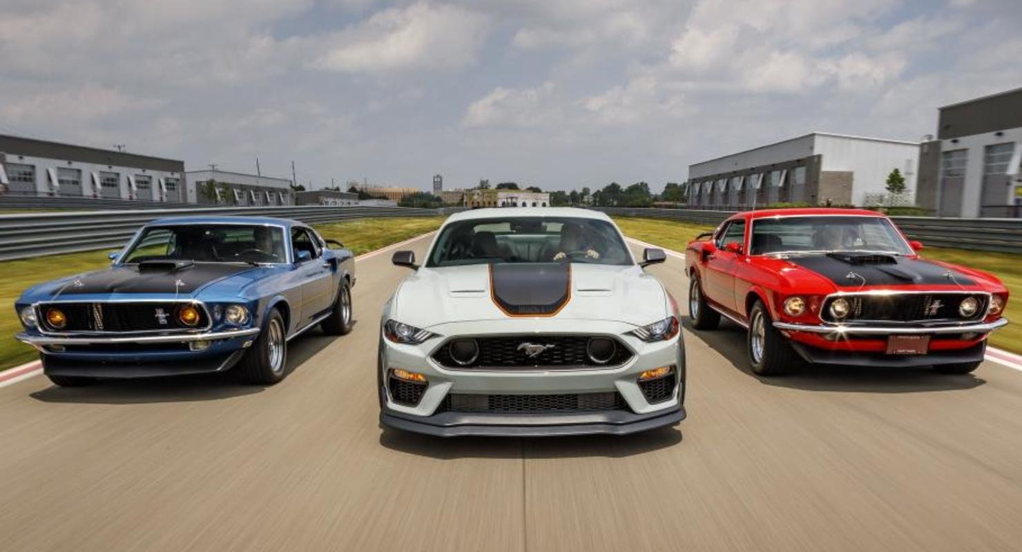 Ford уменьшит мощность Mustang с двигателем V8 5.0