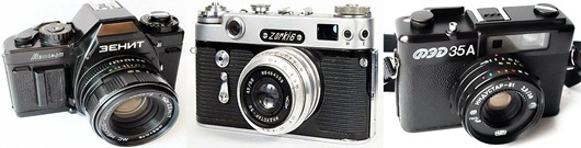 В темной комнате, под красным фонарем… В темной комнате, под красным фонарем…