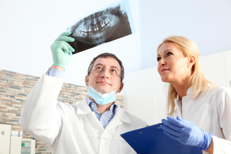 Почему стоматология превратилась в бизнес? медицина и здоровье,стоматологические услуги,стоматология