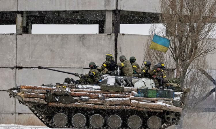 Вооруженные силовики неожиданно покидают свои позиции и переходят на сторону ДНР