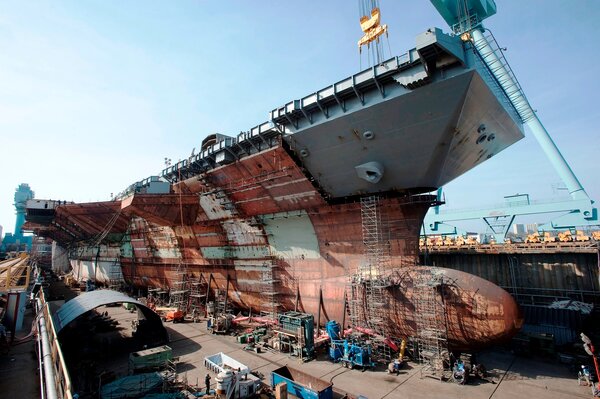 Четыре суперавианосца США побеждены одной российской ракетой новости,события