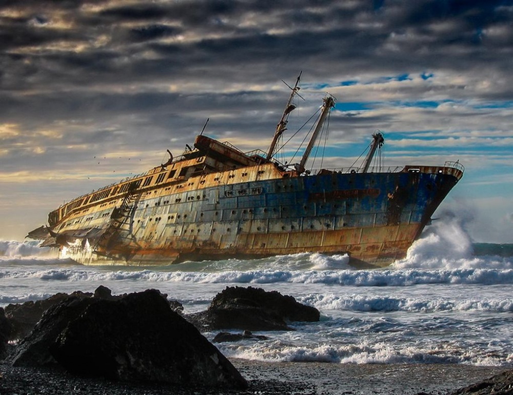 20-ships-which-were-forgotten-by-humans-artnaz-com-15