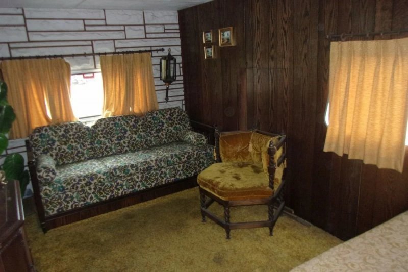 Грузовик для путешествий — роскошь из 1970 года Грузовик для путешествий — роскошь из 1970 года