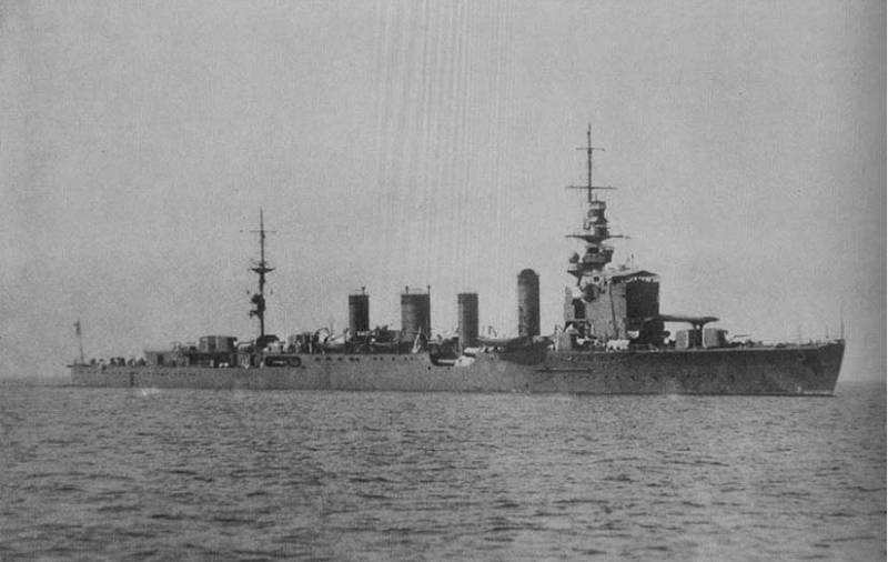 Боевые корабли. Крейсера. Цветок лотоса, опадая, плывет по воде вмф,история