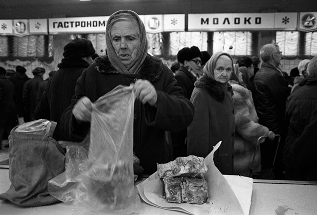 «То же самое происходило перед Второй мировой» когда, просто, только, магазин, спички, будет, войны, войне, запас, керосин, чтобы, своей, магазинах, этого, значит, конечно, запасы, которые, после, можно