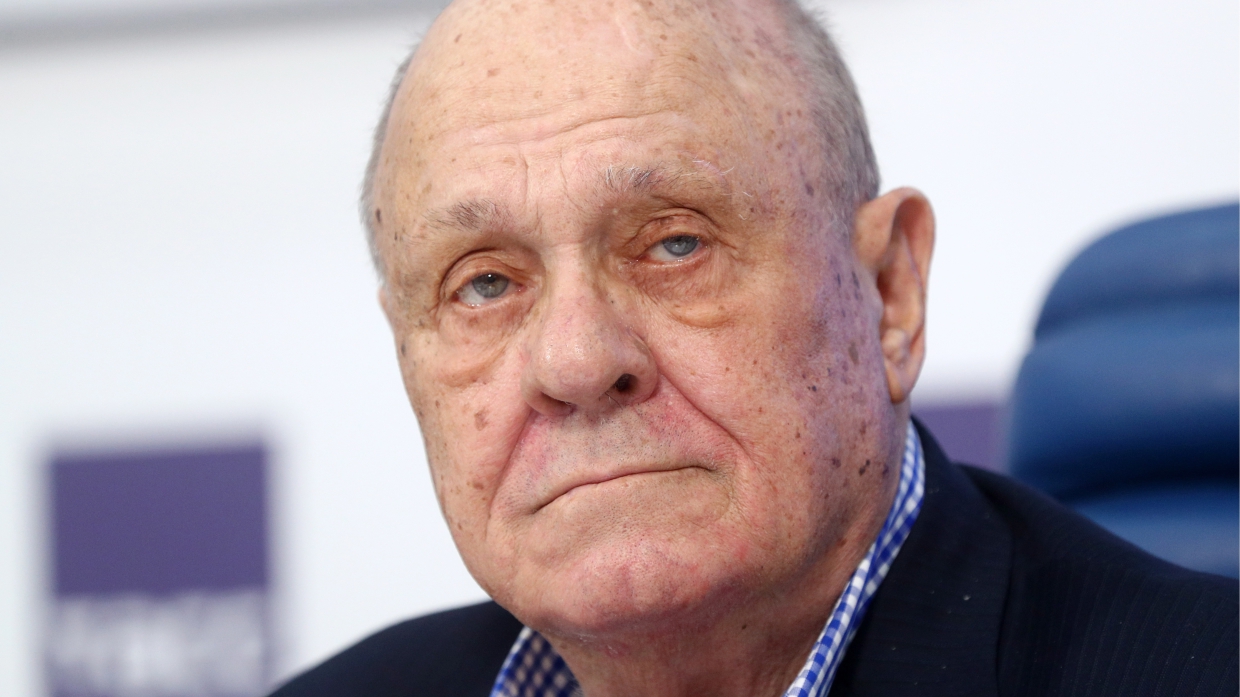 Шел против течения: кинокритик Дементьев о личности и творческом наследии Меньшова