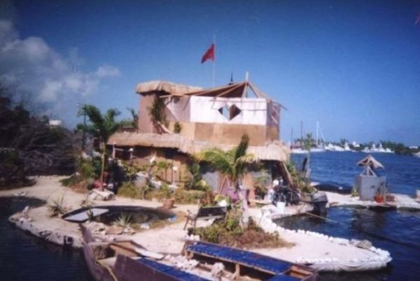 Искусственный остров из пластиковых бутылок Искусственный остров из пластиковых бутылок сделай сам