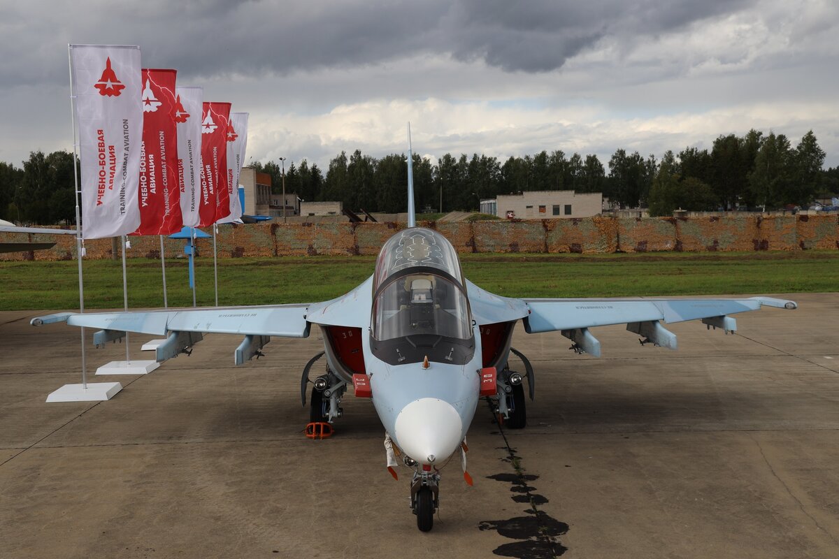     Як-130 / ОАК (Объединённая авиастроительная корпорация)