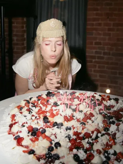 Софья Эрнст показала, как отпраздновала день рождения с мужем Константином Эрнстом и Дарьей Мороз Эрнст, рождения, Софья, Софьи, Мороз, ЭрнстСофья, ЭрнстДень, Константин, Дарья, Ольга, Свиблова, детей, счастье, ЭрнстДарья, Томпсон, вместе, Первого, директор, генеральный, ЭрнстНапомним