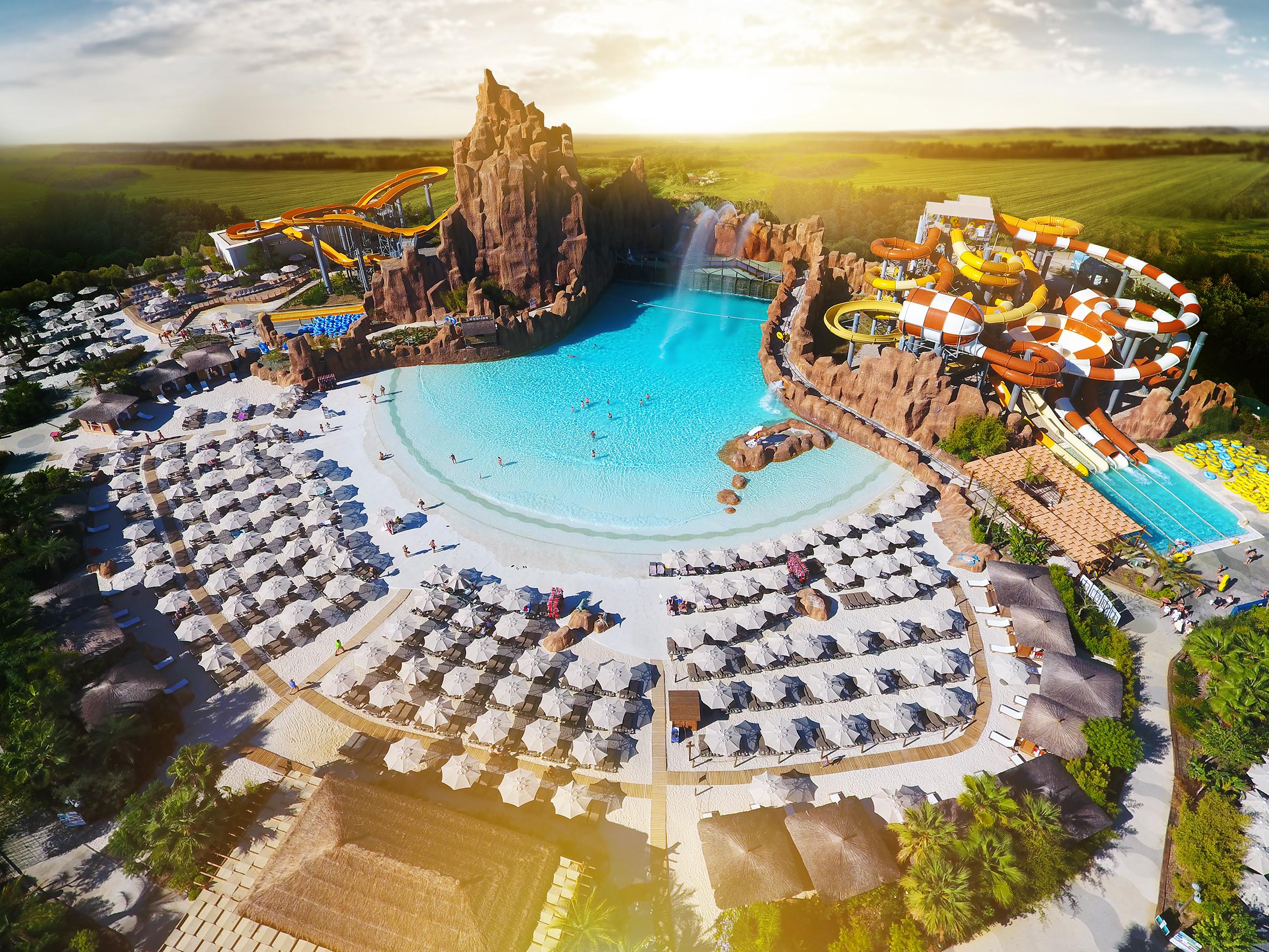 Маленькое королевство: самый сказочный отель Турции — The Land of Legends Kingdom Hotel — в котором этим летом будут отдыхать все Legends, также, Kingdom, более, самых, отеля, всего, Connected, можно, территории, включая, HotelKingdom, RoomDeluxe, Coaster, Антальи, Hotel, Nickelodeon, почувствовать, гостей, числе