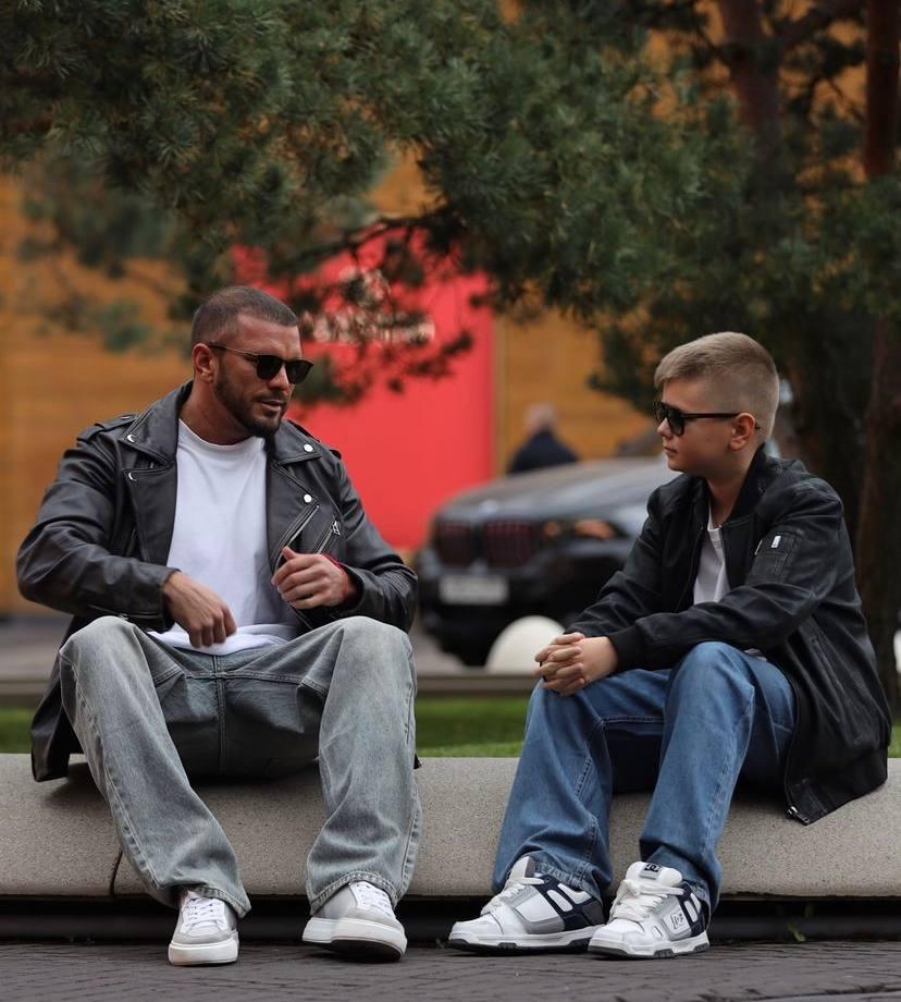 Cменила мошенника на уголовника: как сейчас выглядит и чем занимается Евгения Феофилактова из шоу «Дом 2» Евгения, после, проекте, Гусев, Феофилактова, только, Антона, отношения, всего, Антон, время, вместе, проекта, стала, замуж, парень, вышла, несколько, жизни, девушка