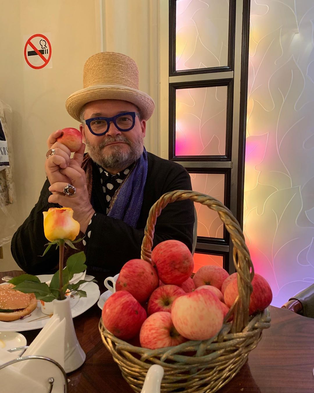 Элегантность и стиль – это про них. Показываем семь дедушек, которые дадут фору молодёжи Элегантность и стиль – это про них. Показываем семь дедушек, которые дадут фору молодёжи