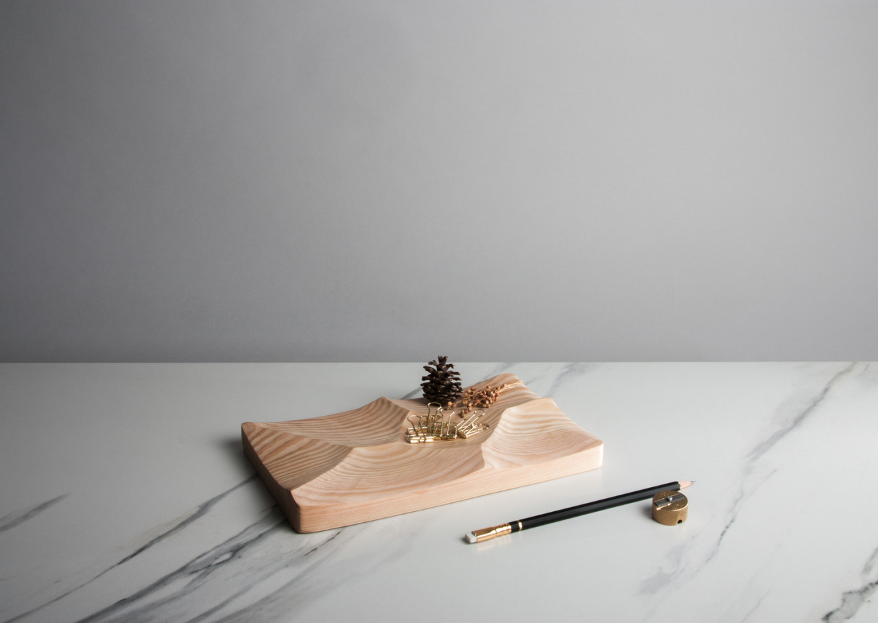 полки для коллекционирования. деревянная коллекция. полочки для коллекции камней. головоломки коллекция деревянные. деревянная коллекция.