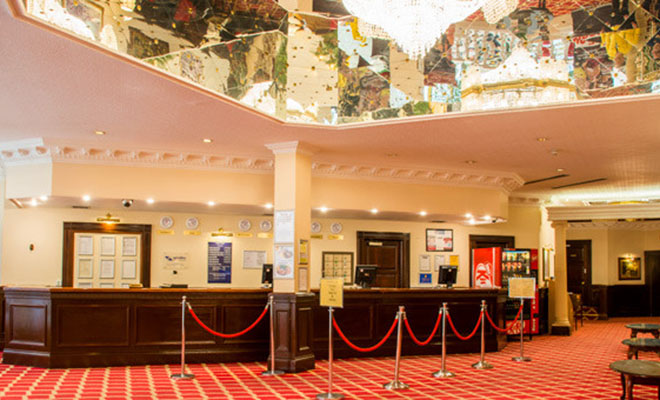 Турист попал в "самый страшный отель мира" : внутри похож на пансион из Сияния п,Культура [1134516]