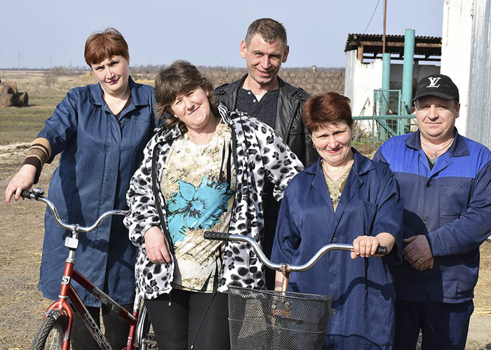 Село мачеха. Воронежская область Богучарский Полтавка. Село Полтавка Богучарский район. ЗАО Полтавка Богучарский район Воронежская область. День села в Лебединке Воронежская область Богучарский район.