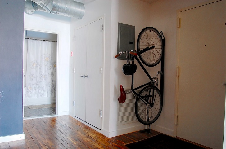 Спорт и жизнь: где хранить велосипед в маленькой квартире велосипед, велосипеда, можно, чтобы, место, хранения, хранить, например, годится, будет, велосипедов, только, между, колеса, места, в квартире, на стене, креплений, конечно, использовать