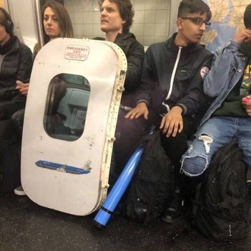 Чудаки в метро! фото-приколы
