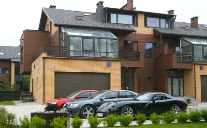 Рублевские олигархи устроили распродажу перед побегом в Эмираты