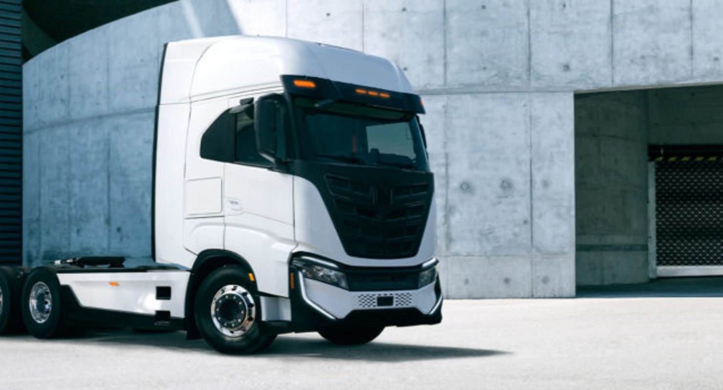 Nikola  Iveco       