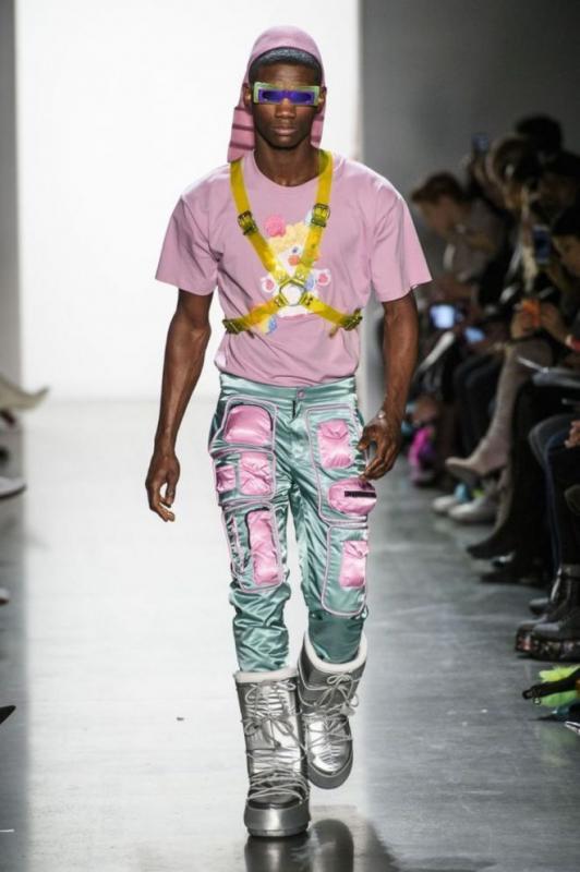 Мужская мода: 25 раз, когда дизайнеры откровенно перестарались Мужская мода: 25 раз, когда дизайнеры откровенно перестарались веселые картинки