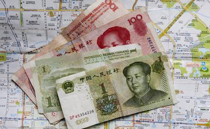«Дипломатия юаня»: Как Китай учит мир обходиться без доллара