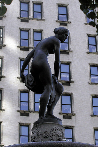 Статуя Помоны