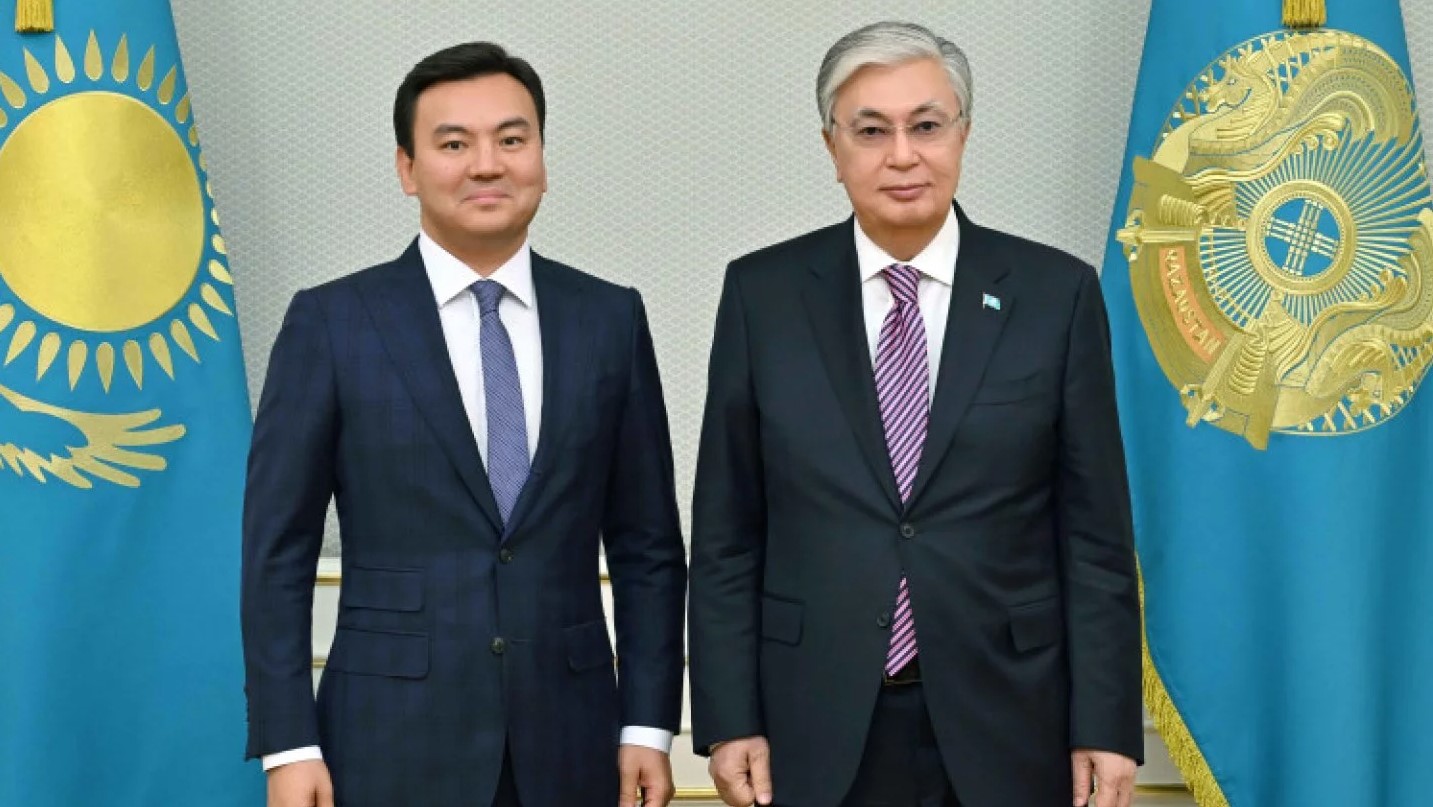 Деньги в «Qazaq Tili»: символический взнос в деградацию Казахстана? геополитика