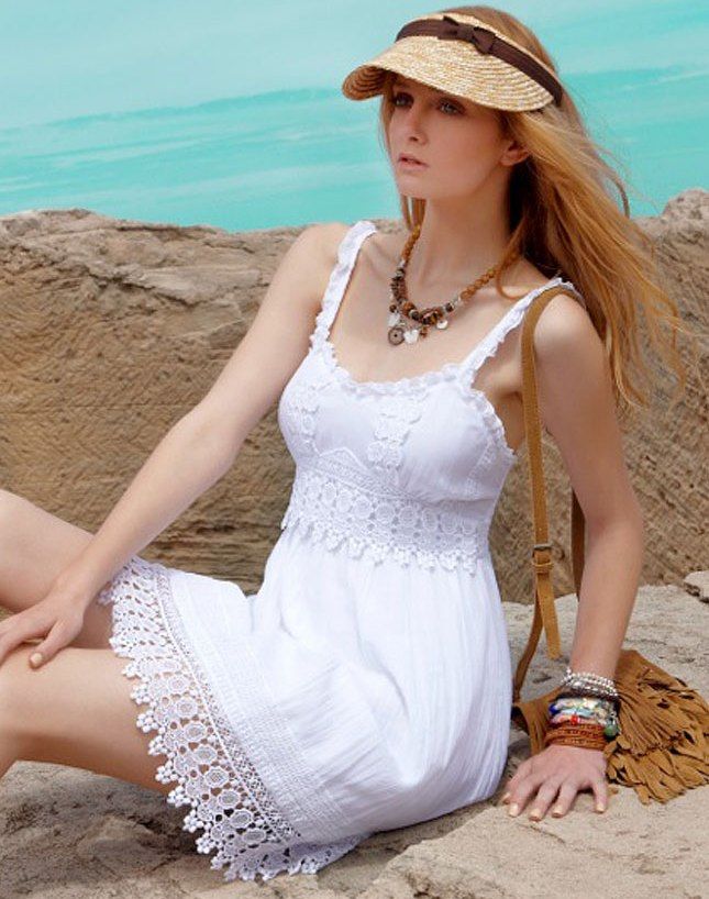 Белое бохо: шикарная одежда для королевы летнего пляжа