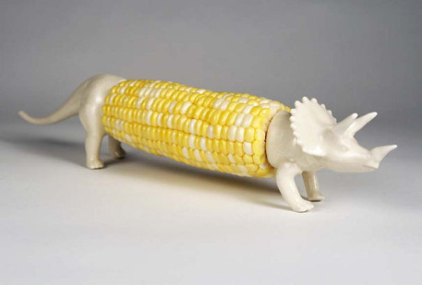 Держатель для початка кукурузы в виде динозавра дизайн, изобретения, креатив