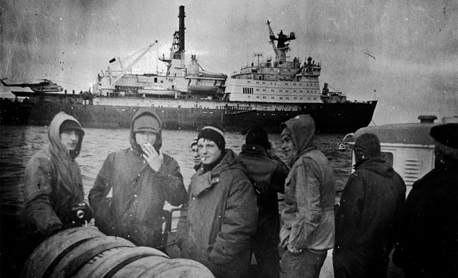 Полярники не мерзнут даже когда на улице -70. Смотрим, как устроена их одежда Полярники не мерзнут даже когда на улице -70. Смотрим, как устроена их одежда одежды, одежда, также, материалы, защиту, эскимосов, одежду, стали, годов, часть, полярники, костюм, созданию, только, эффективно, обеспечивать, надежную, всего, одежде, материалов